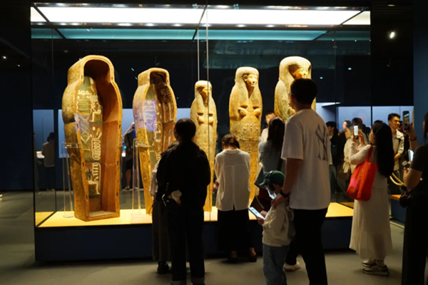 ピラミッドの頂：古代エジプト文明展」がまもなく「168時間連続開館